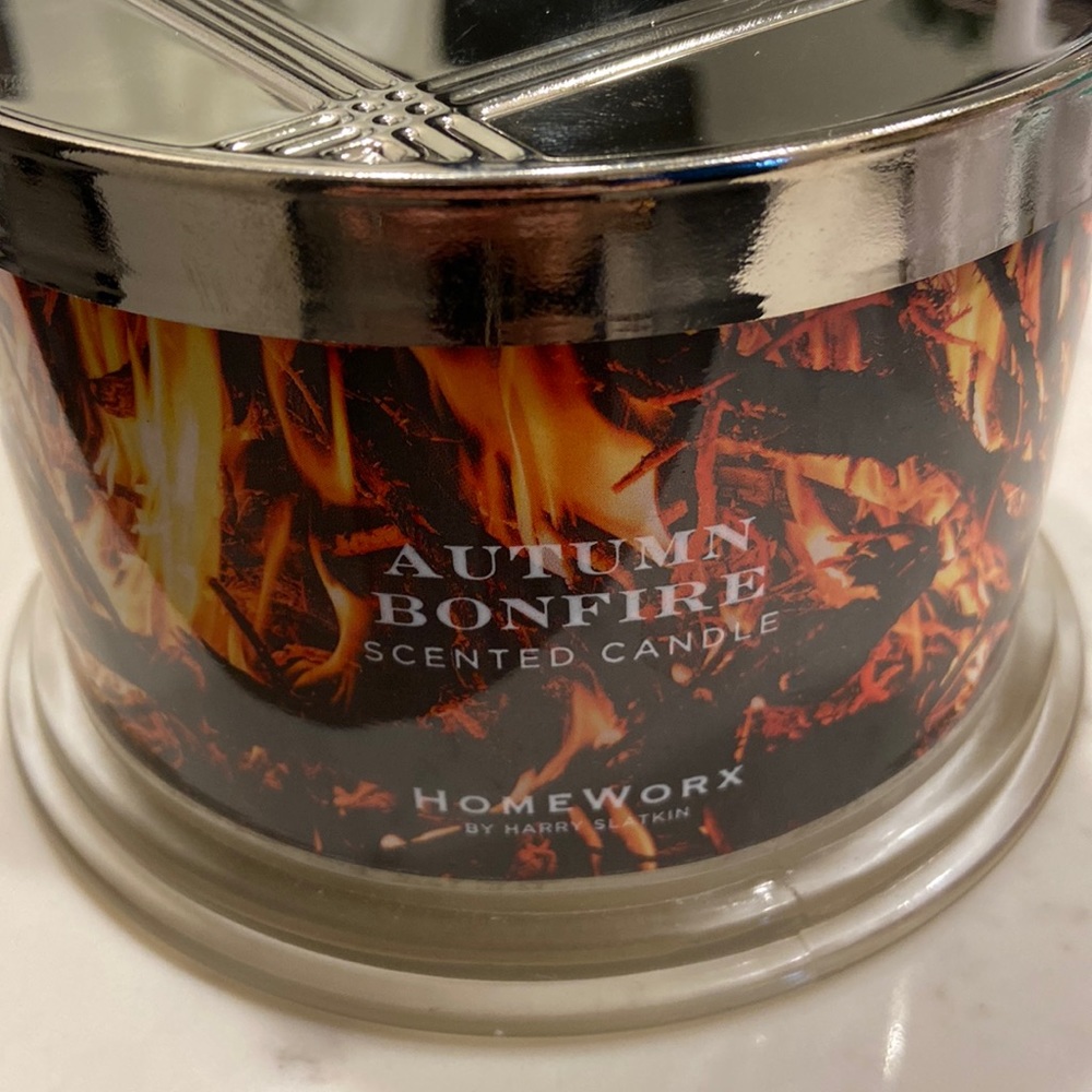NEW - NEVER BURNED Autumn Bonfire candle from Homeworx by Harry Slatkin